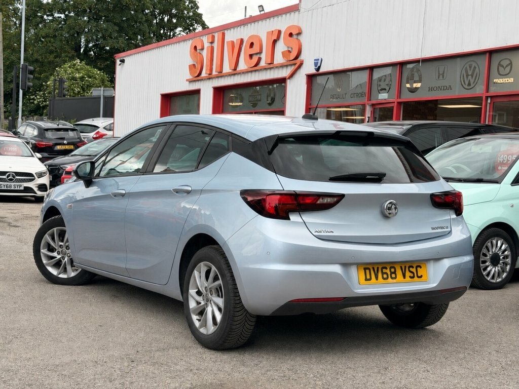 Vauxhall Astra 1.6L Tech Line Nav DV68VSC Silver #2