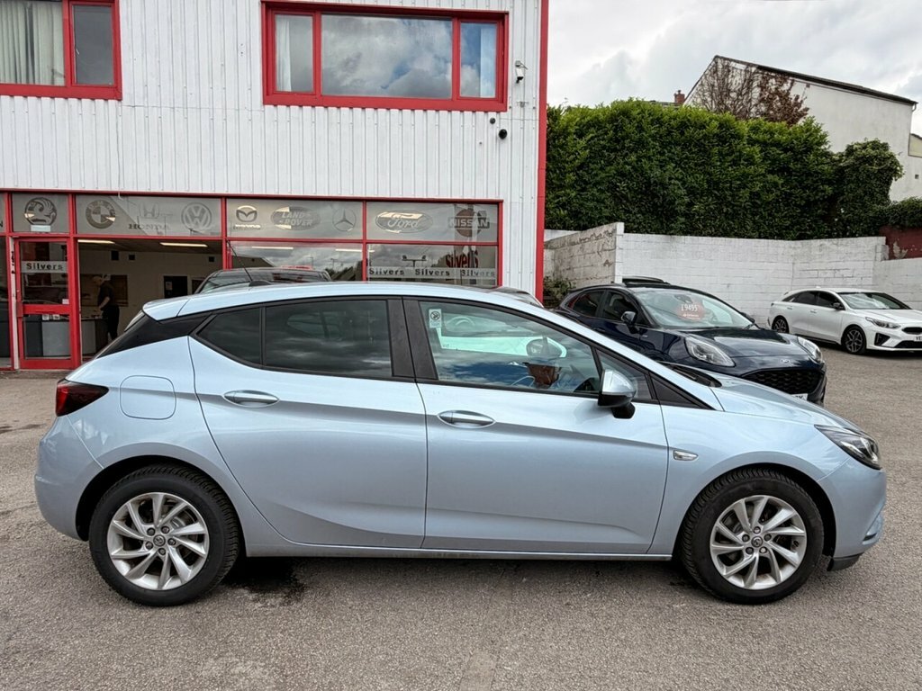 Vauxhall Astra 1.6L Tech Line Nav DV68VSC Silver #5