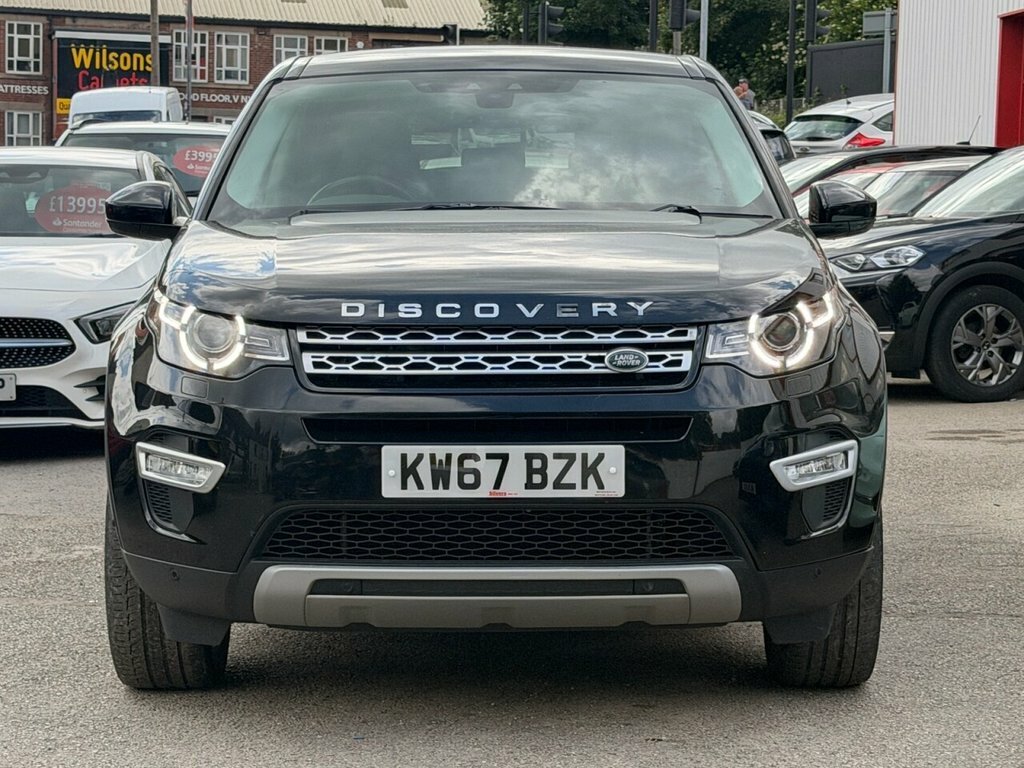 Land Rover Discovery Sport 2L Hse Luxury KW67BZK Black #3