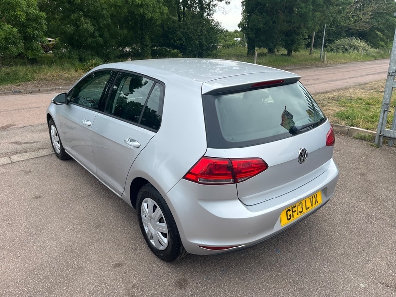 Volkswagen Golf Gt Bluemotion Technology Tdi  #8