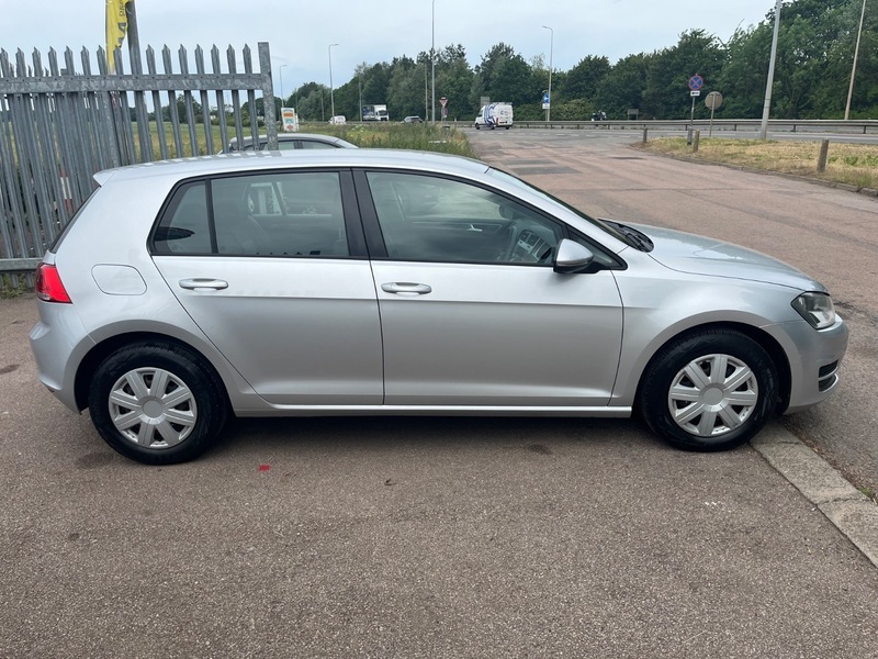 Volkswagen Golf Gt Bluemotion Technology Tdi  #12