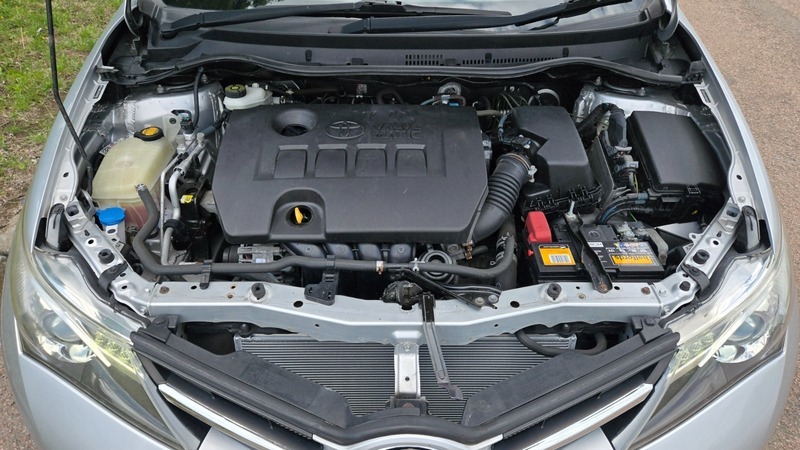 Toyota Auris Hatchback Grey #34