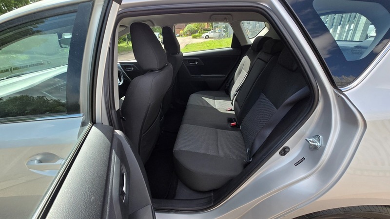 Toyota Auris Hatchback Grey #19