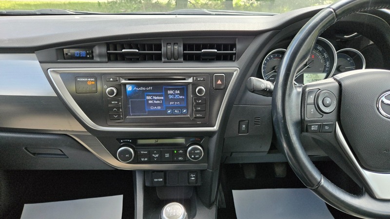 Toyota Auris Hatchback Grey #24