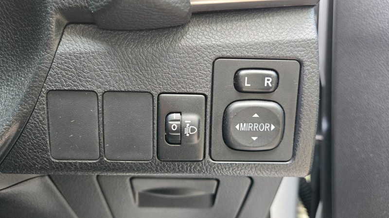 Toyota Auris Hatchback Grey #27