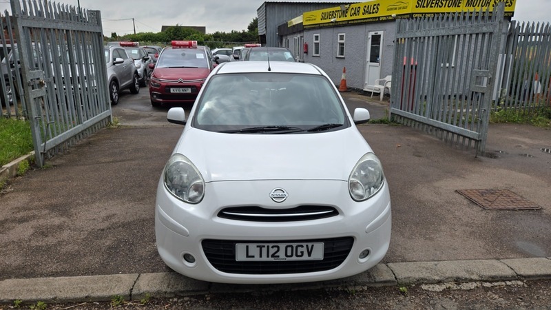 Nissan Micra Acenta White #6