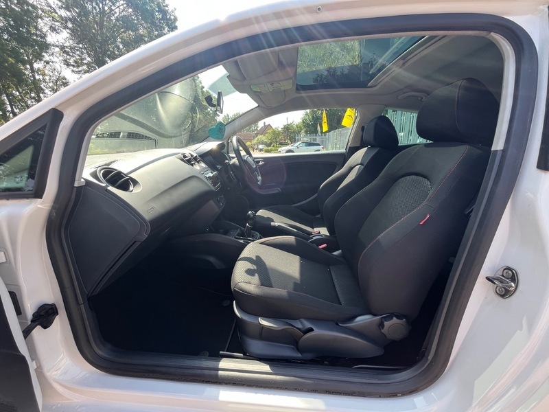 Seat Ibiza 1.2 Tsi Se Dsg Red #14