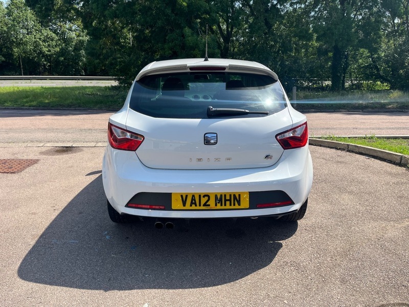 Seat Ibiza 1.2 Tsi Se Dsg Red #9