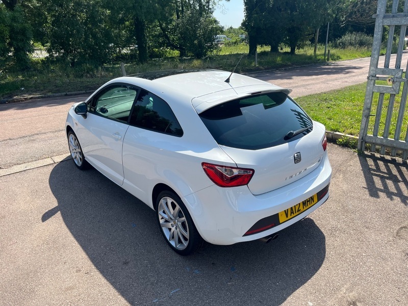 Seat Ibiza 1.2 Tsi Se Dsg Red #8