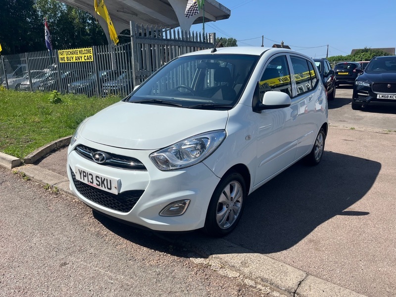 Hyundai I10 Active White #4