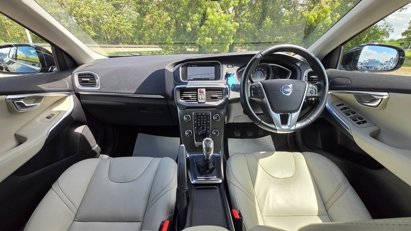 Volvo V40 1.6 D2 Se Lux Hatchback Euro 5 Blue #34
