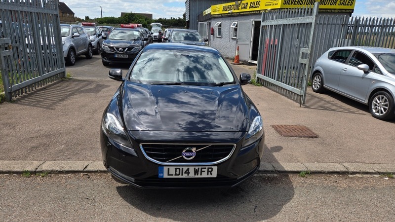 Volvo V40 D2 Se Nav Black #5