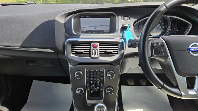 Volvo V40 1.6 D2 Se Lux Hatchback Euro 5 Blue #26