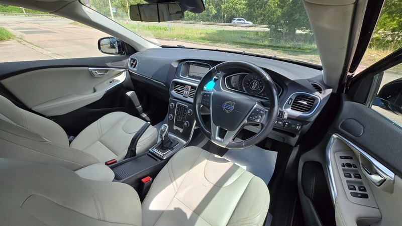 Volvo V40 1.6 D2 Se Lux Hatchback Euro 5 Blue #18