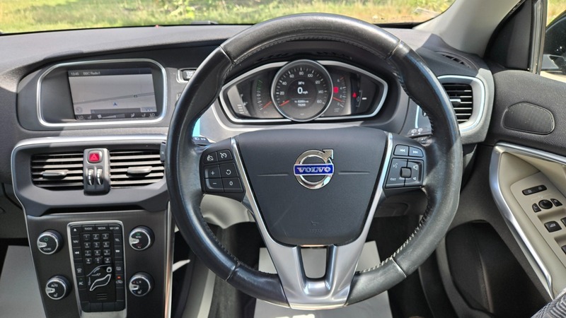 Volvo V40 1.6 D2 Se Lux Hatchback Euro 5 Blue #33