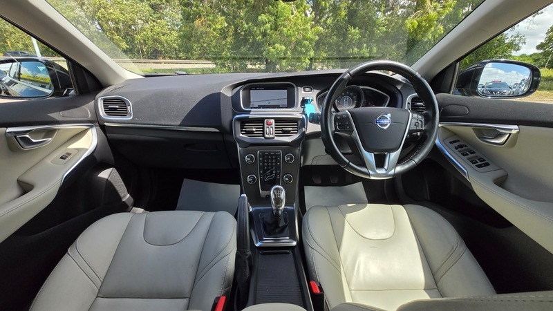 Volvo V40 1.6 D2 Se Lux Hatchback Euro 5 Blue #24