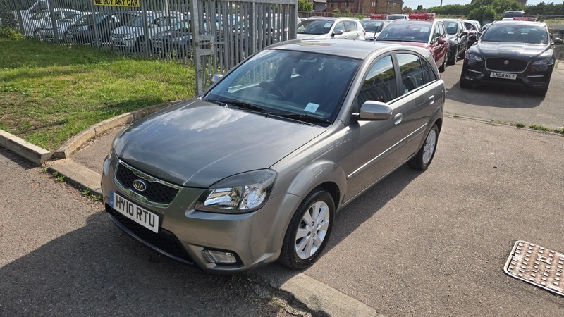 Kia RIO Graphite Silver #6