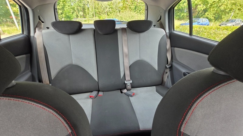 Kia RIO 1.4 1 Hatchback 150 Gkm, 95 Bh Silver #33