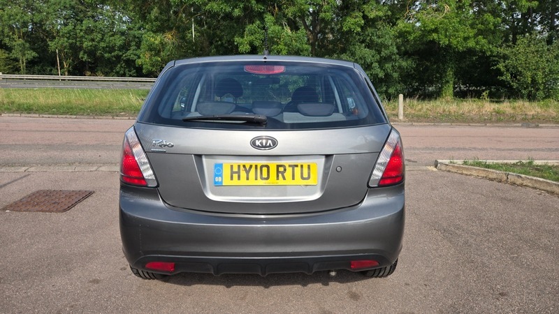 Kia RIO 1.4 1 Hatchback 150 Gkm, 95 Bh Silver #13