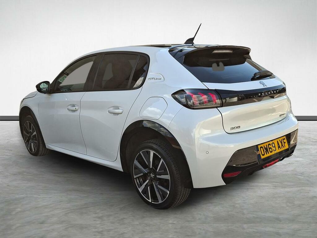 Peugeot 208 1.2 Puretech Gt Line Euro 6 S S OW69AXF White #5