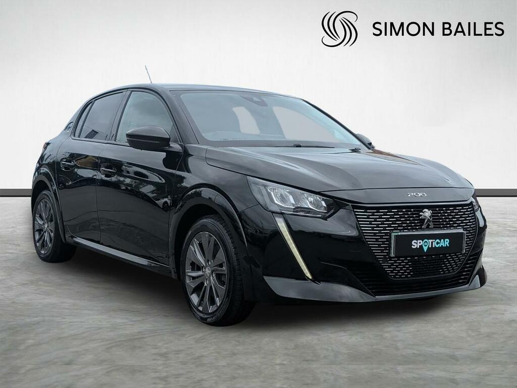 Peugeot e-208 50Kwh Allure Premium 7Kw Charger Black