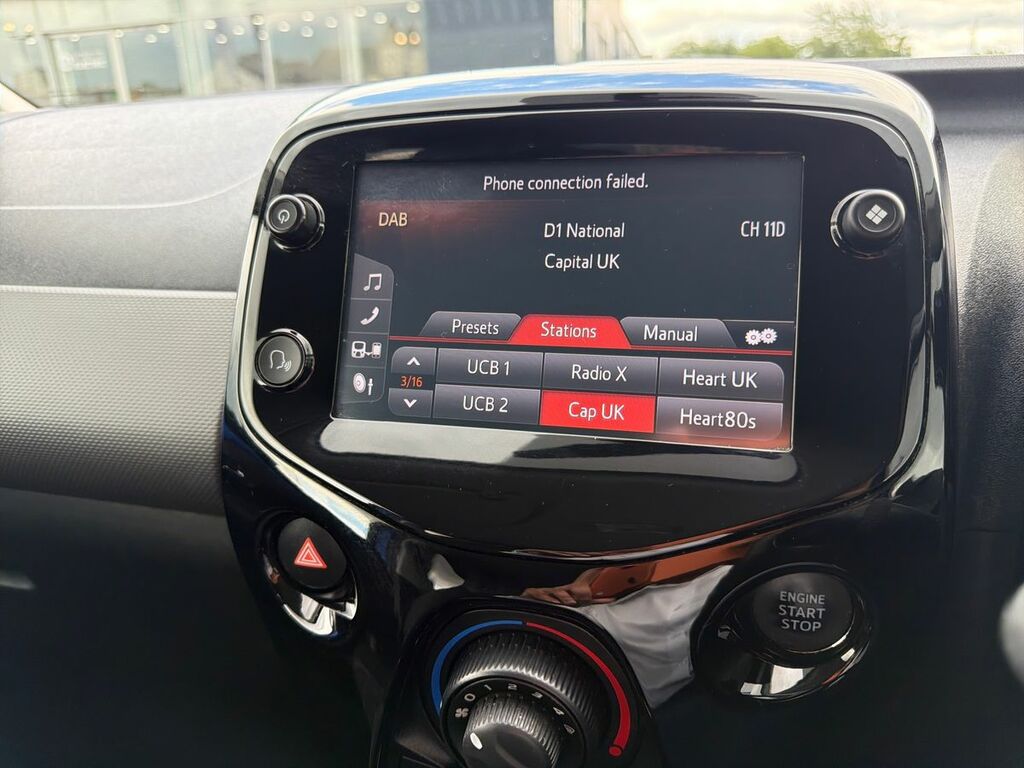 Peugeot 108 1.0 72 Active Red #19