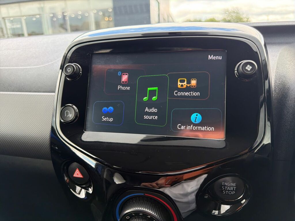 Peugeot 108 1.0 72 Active Red #18