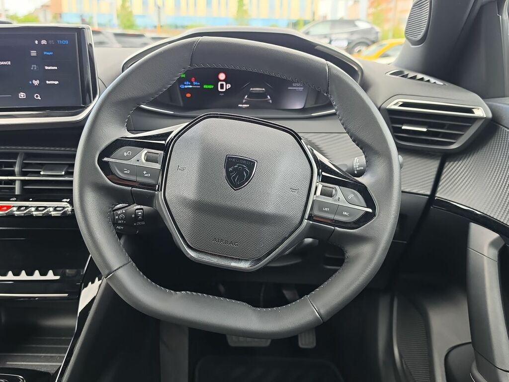 Peugeot e-2008 50Kwh Allure Suv Blue #31