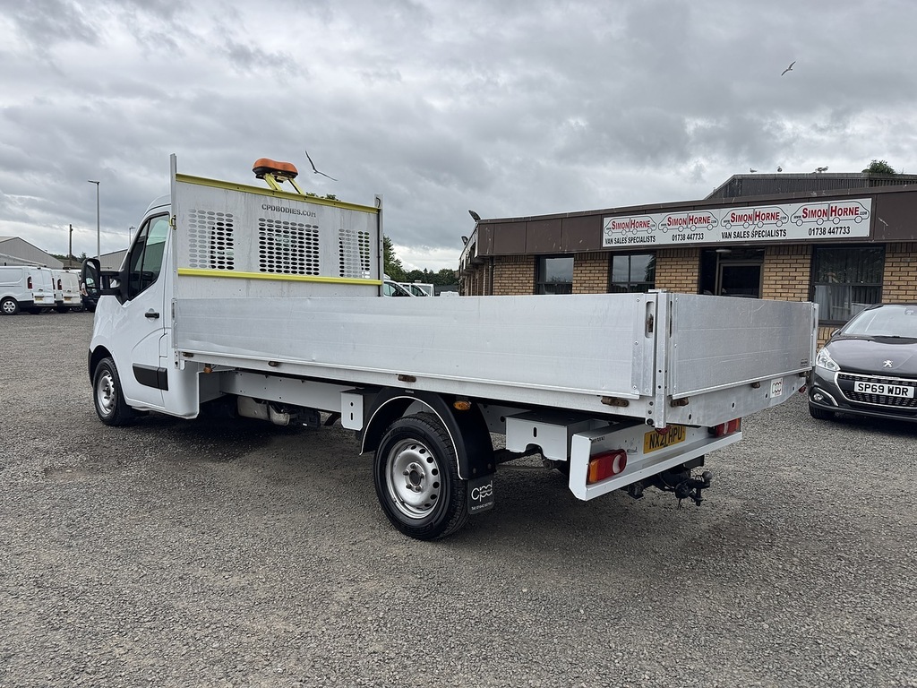 Nissan NV400 Tekna 35 2.3Dci 150 L3 Lwb Alloy Dropside White #5