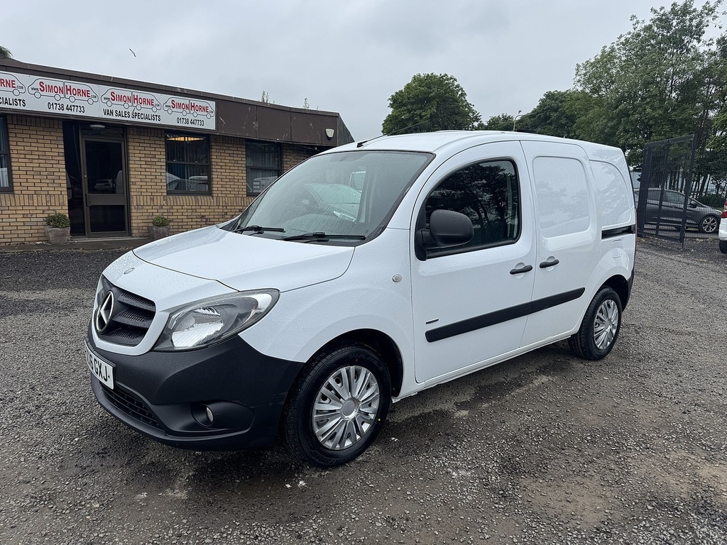 Mercedes-Benz CITAN 109 Cdi Blueefficiency White