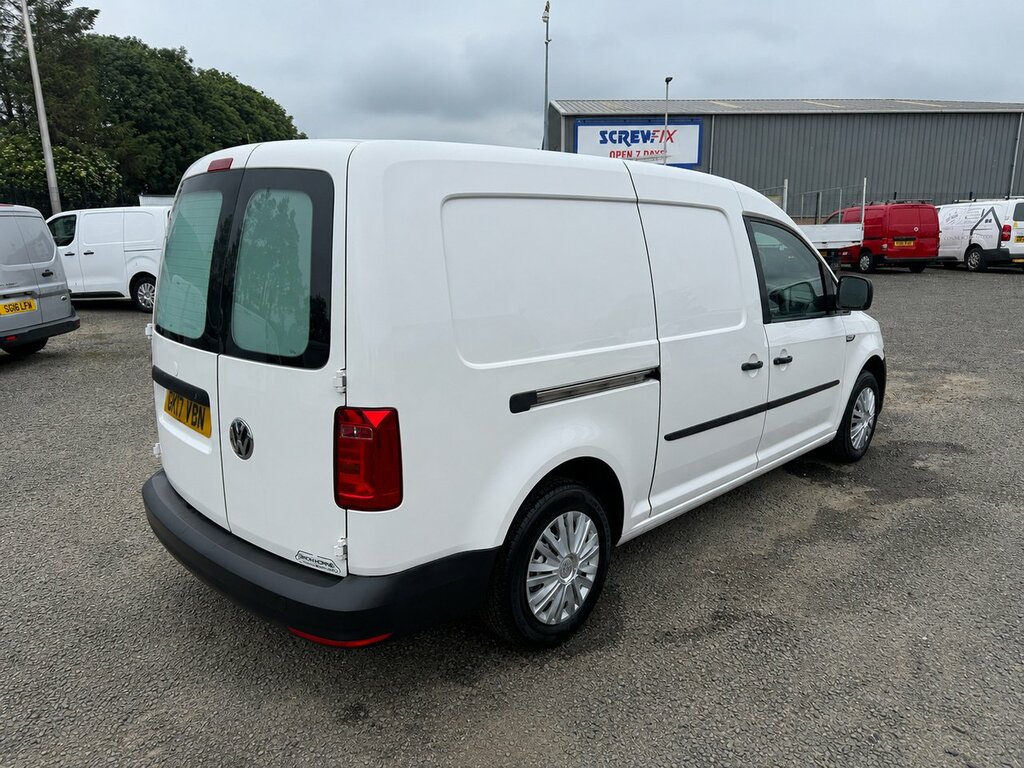Volkswagen Caddy Maxi Tdi C20 Bluemotion Tech Startline White #2