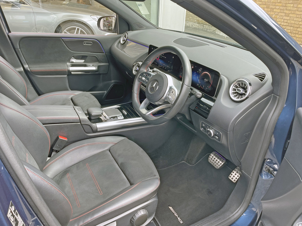Mercedes-Benz B Class B180 Amg Line Premium  #5