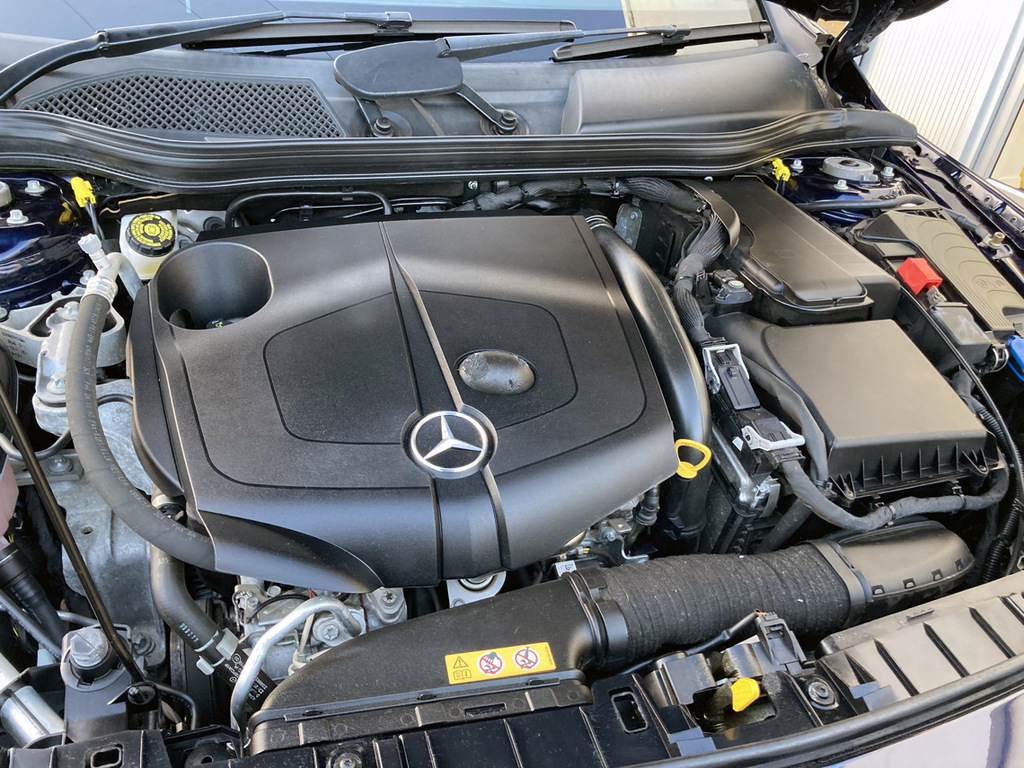 Mercedes-Benz GLA Class Gla 220 D 4Matic Sport Blue #14
