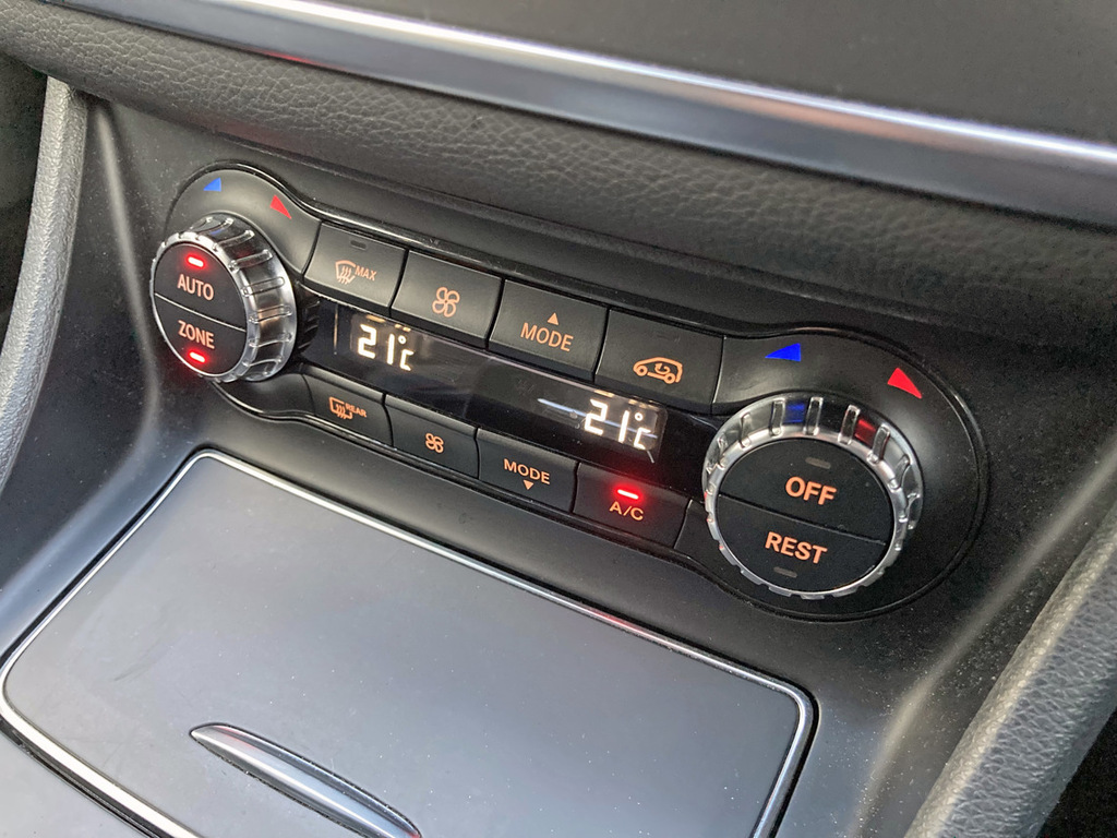 Mercedes-Benz GLA Class Gla 220 D 4Matic Sport Blue #37