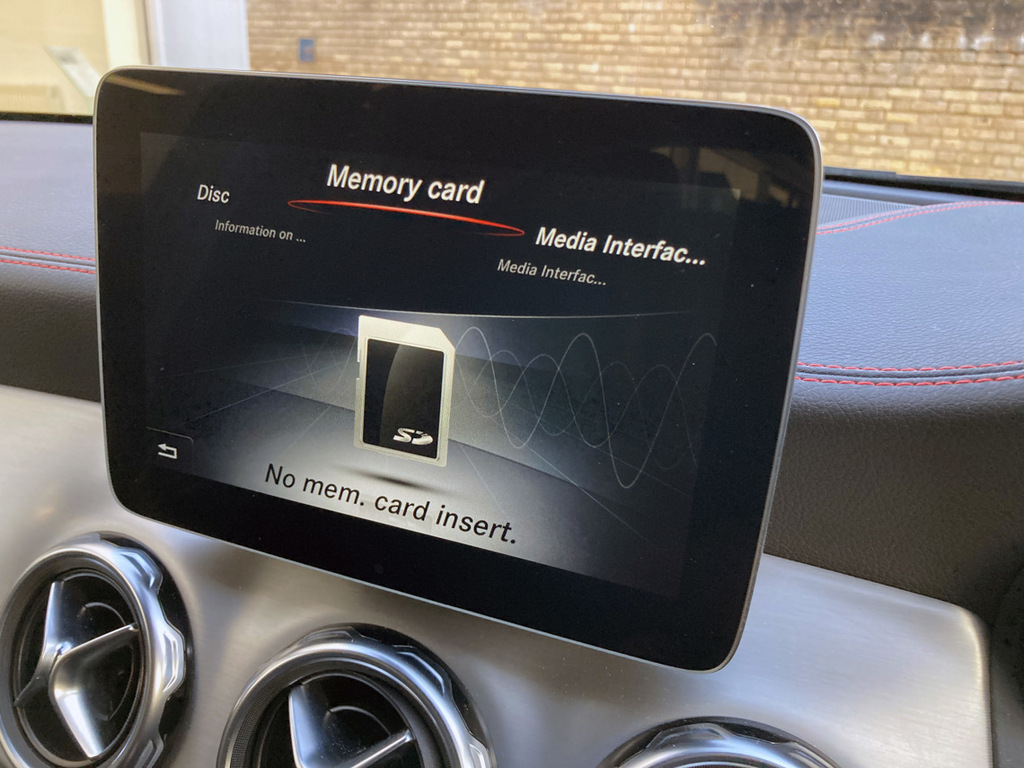 Mercedes-Benz GLA Class Gla 220 D 4Matic Sport Blue #34