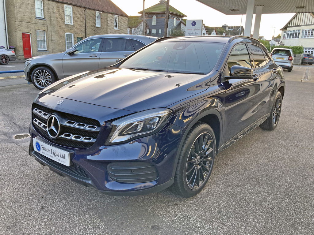 Mercedes-Benz GLA Class Gla220d Amg Line Premium 4-Matic Eu6  #3