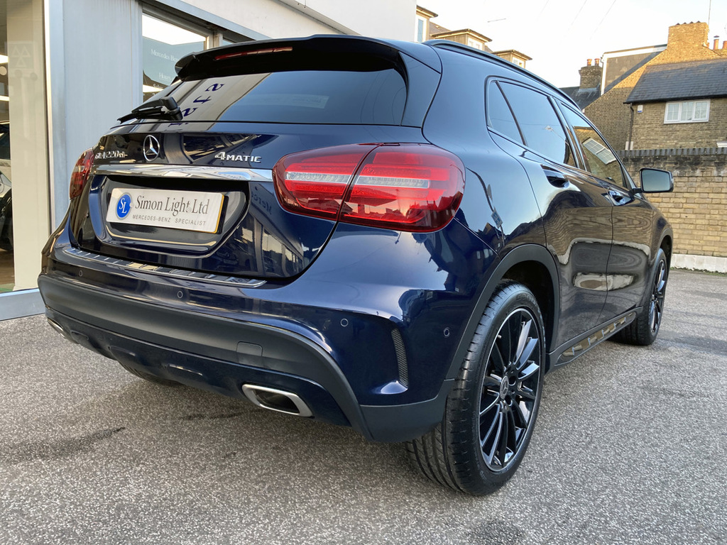 Mercedes-Benz GLA Class Gla 220 D 4Matic Sport Blue #24