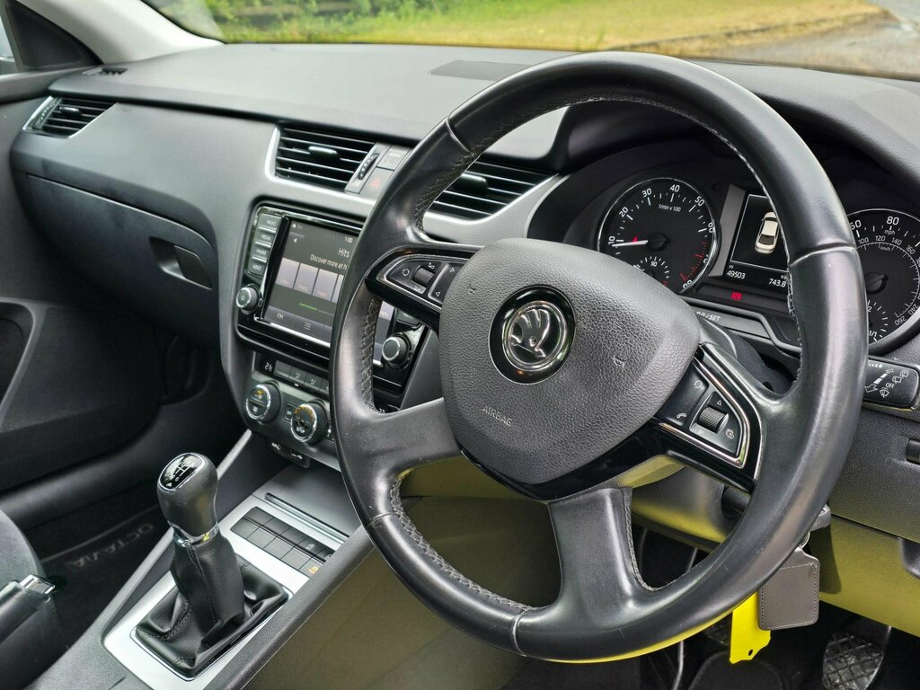 Skoda Octavia Estate 2.0 Tdi Tour De France 4Wd Euro 5 Ss Red #12
