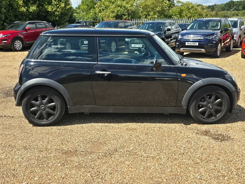 Mini Hatch 1.6 Cooper Hatchback Euro 3 115 Black #5