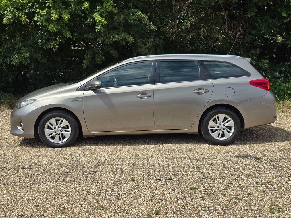 Toyota Auris 1.8 Vvt-h Icon Touring Sports Cvt Euro 5 Ss Brown #5