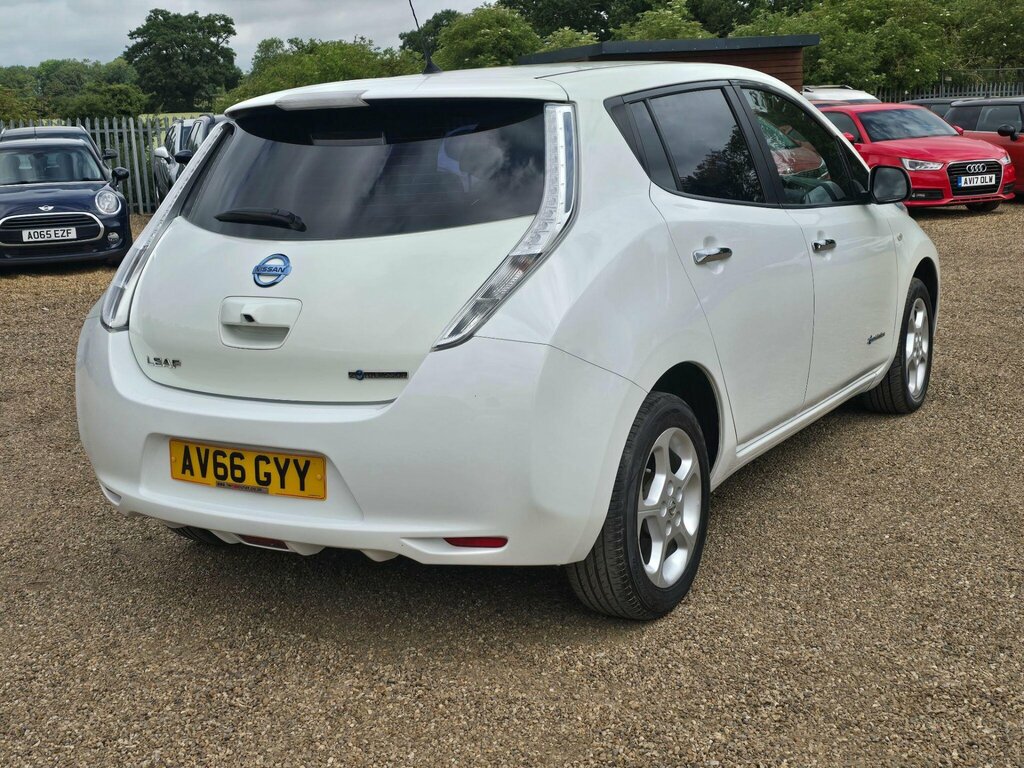 Nissan Leaf 24Kwh Acenta White #6