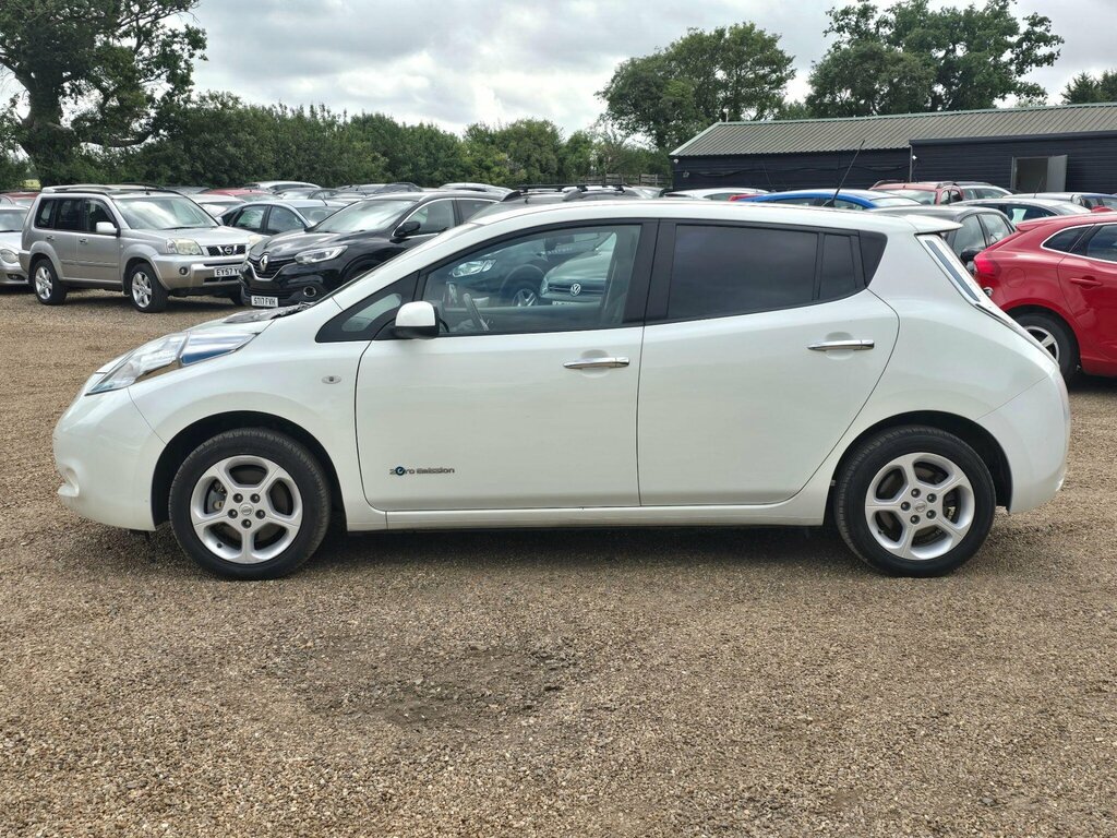Nissan Leaf 24Kwh Acenta White #4