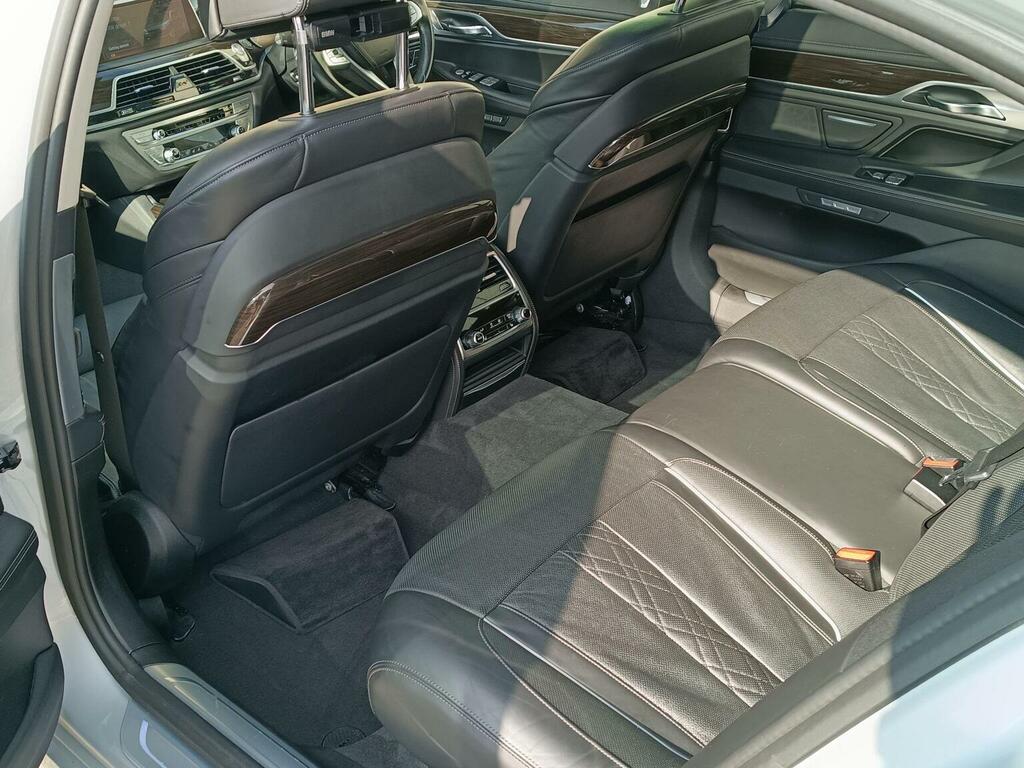 BMW 7 Series 730D Xdrive M Sport White #12