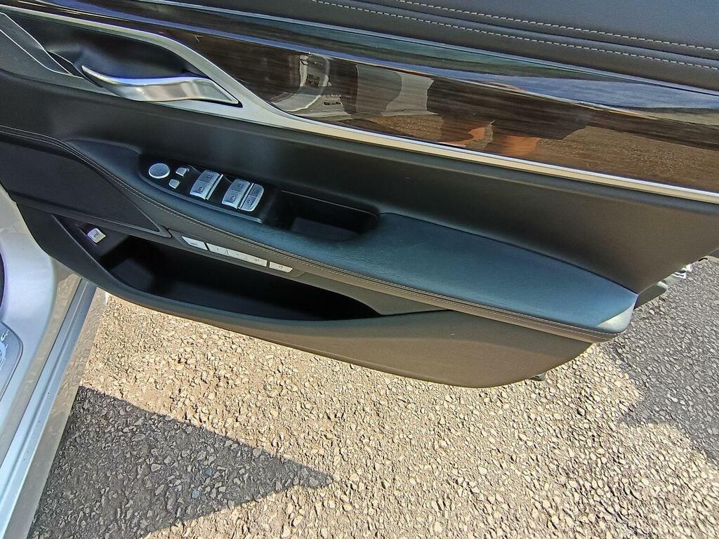 BMW 7 Series 730D Xdrive M Sport White #14
