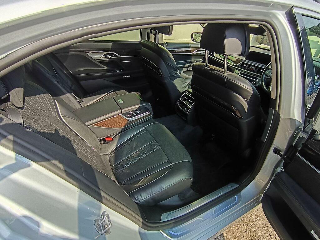 BMW 7 Series 730D Xdrive M Sport White #10