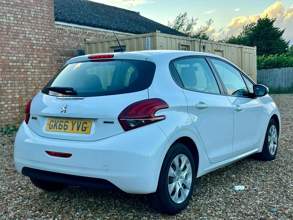 Peugeot 208 1.0 Puretech Access Ac Euro 6 White #4