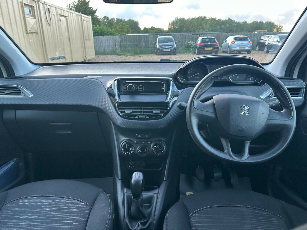 Peugeot 208 Hatchback Red #29