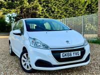 Peugeot 208 Hatchback Red #31