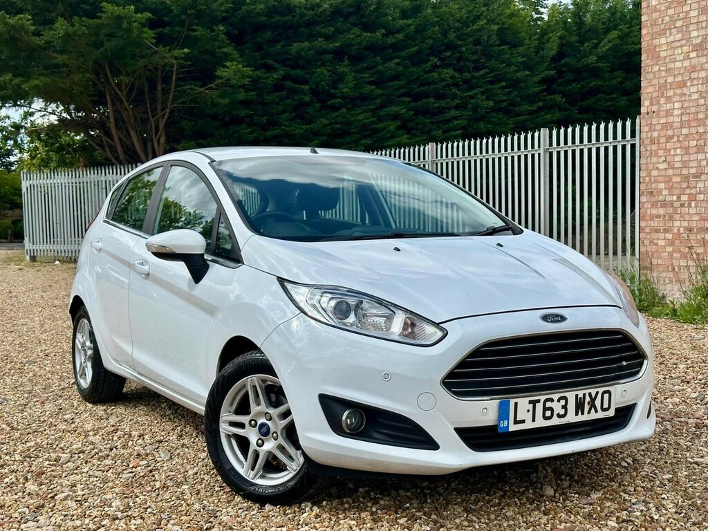 Ford Fiesta 1.0T Ecoboost Zetec Euro 5 Ss White