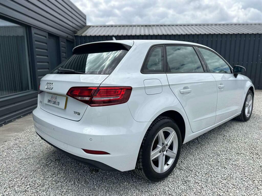Audi A3 1.0 Tfsi Se Sportback S Tronic Euro 6 Ss 2 White #3